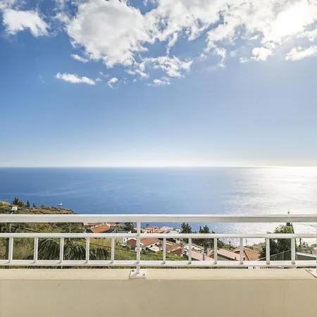 Casa Neves - By Wehost *