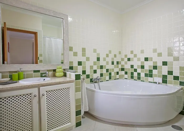 Casa Neves - By Wehost Hébergement de vacances