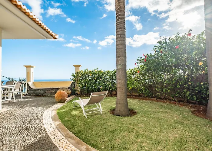 Casa Neves - By Wehost Hébergement de vacances