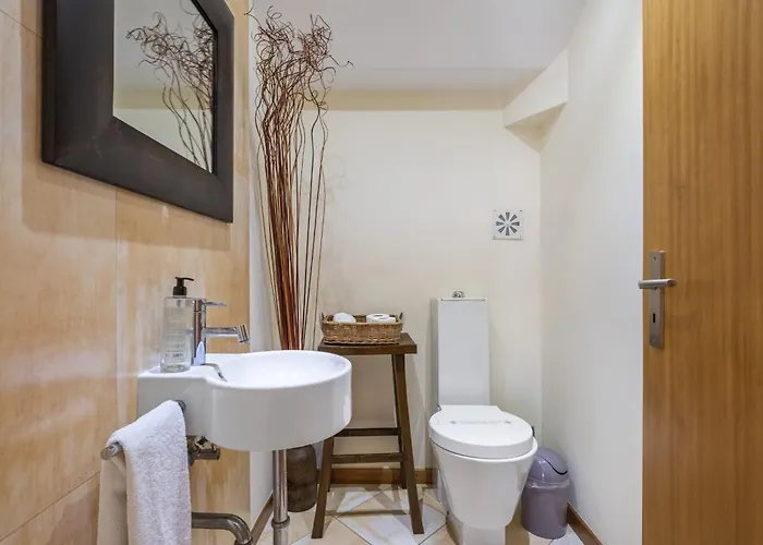 Casa Neves - By Wehost * Funchal (Madeira)